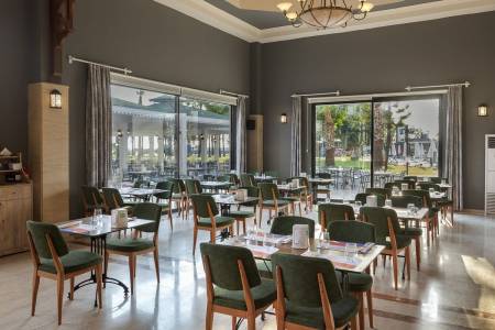 SELECTUM COLOURS SIDE Restaurants